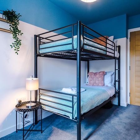 Stunning 2 Bed Apt By Greenstay Serviced Accommodation - Located In Formby Village - Perfect For Short & Long Stays - Couples, Friends & Families & Business Travellers All Welcome - Dog Friendly - 7 المظهر الخارجي الصورة