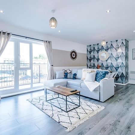 Stunning 2 Bed Apt By Greenstay Serviced Accommodation - Located In Formby Village - Perfect For Short & Long Stays - Couples, Friends & Families & Business Travellers All Welcome - Dog Friendly - 7 المظهر الخارجي الصورة